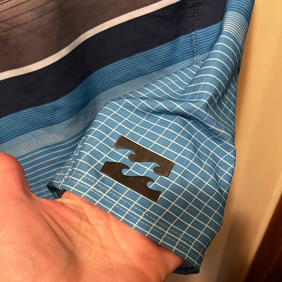 Billabong all day pro stripe board shorts‎ waist 36” - Picture 5 of 7